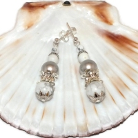 Ear32.1080552793_l9e3